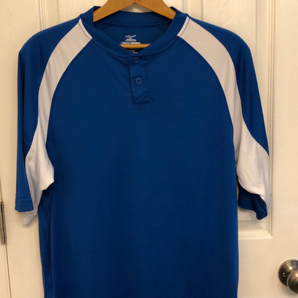 Mizuno Drylite Performance Shirt Size M